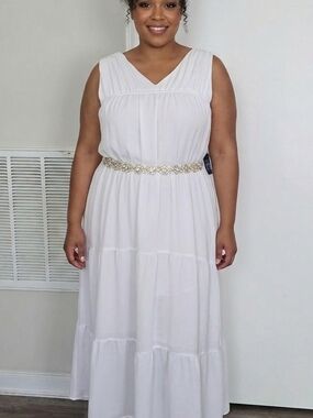 Simply Vera Vera Wang White Sleeveless Maxi Dress With Bridal Sash